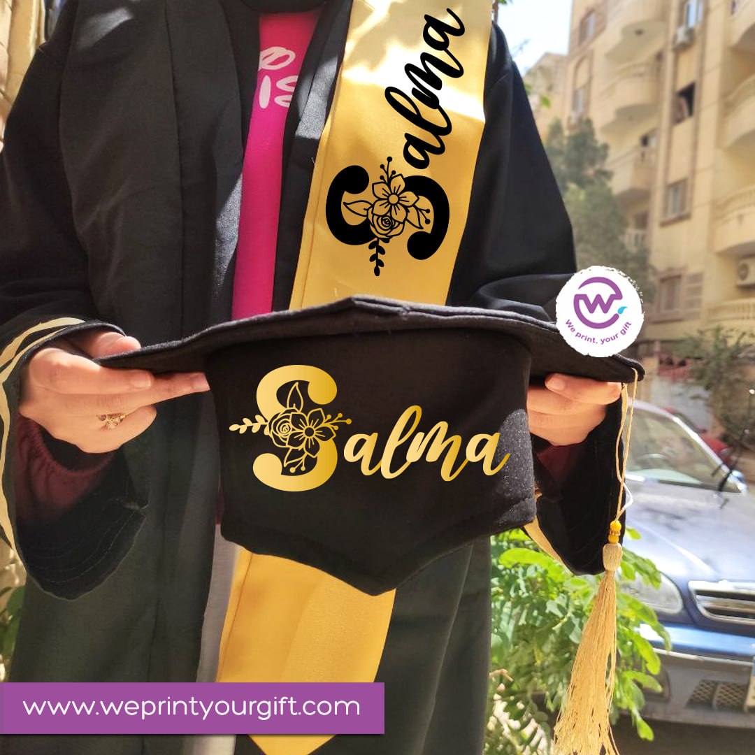 رداء التخرج وقبعته