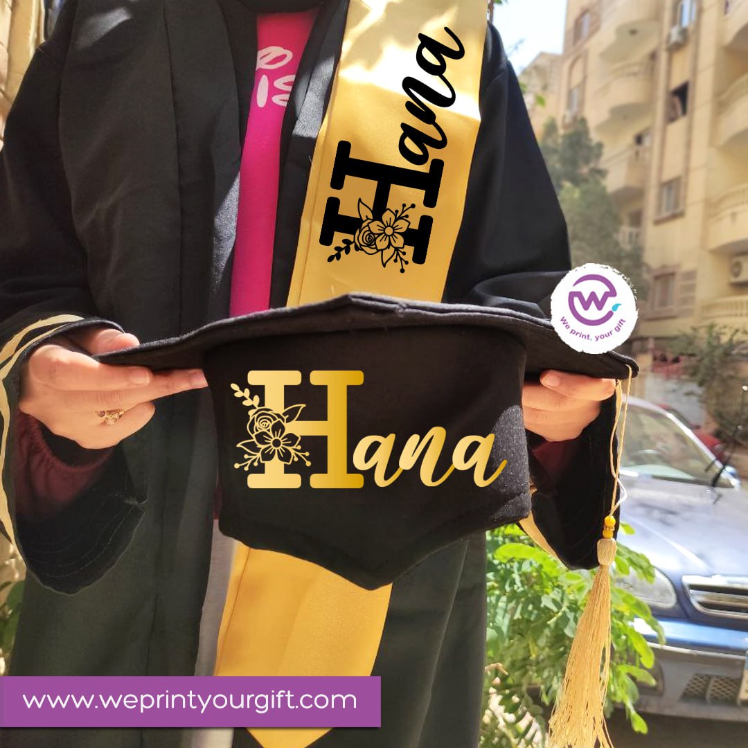 رداء التخرج وقبعته