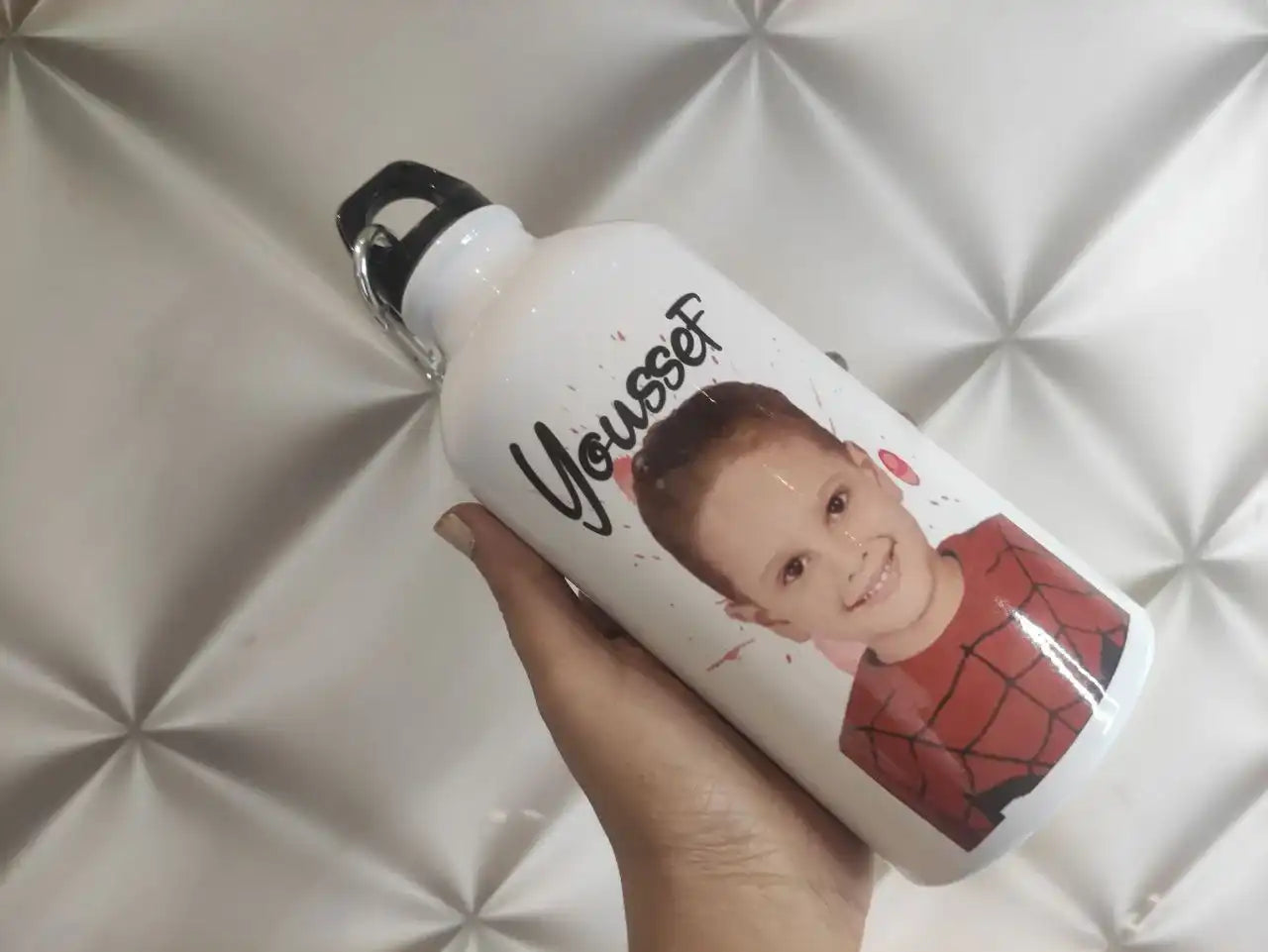 زجاجة مياه ألومنيوم بيضاء - اشترِ 2 واحصل على 1 مجانًا