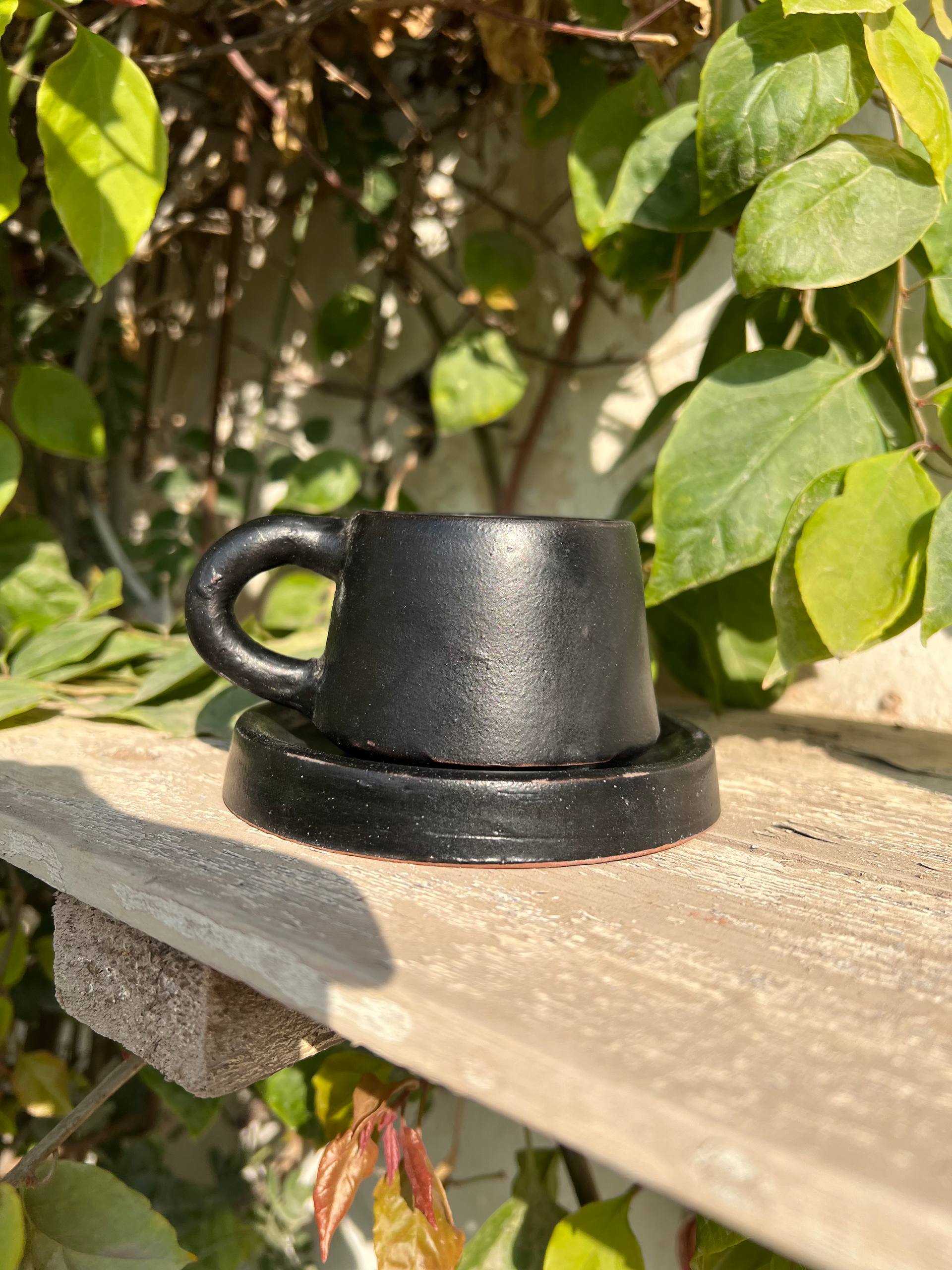 فنجان قهوة مصنوع يدويًا من الفخار مع صحن - 200 مل | خيارات التخصيص