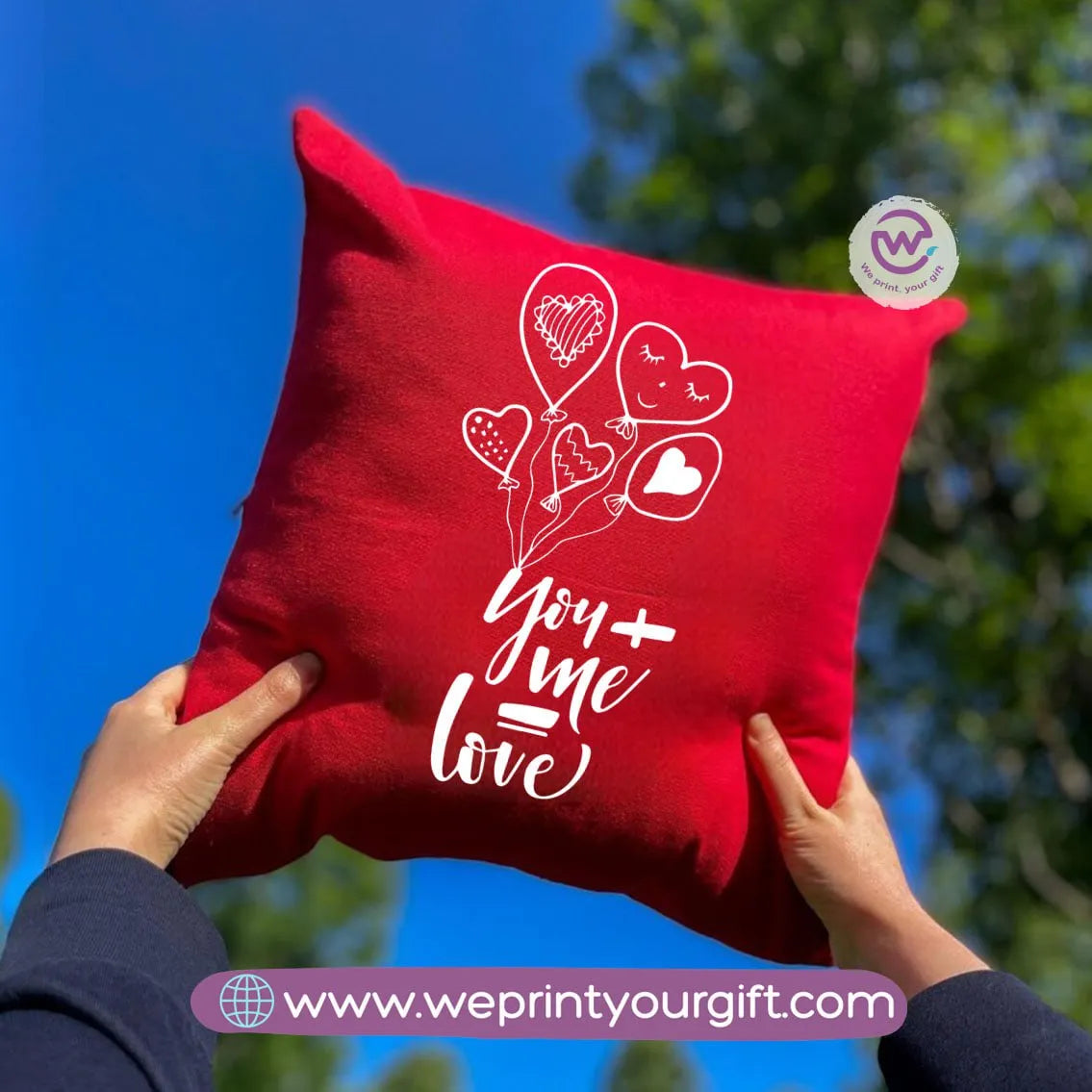 Square Pillow- Love - WE PRINT