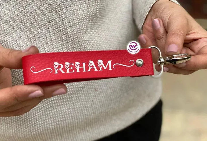 Leather Keychain - Names-E - WE PRINT