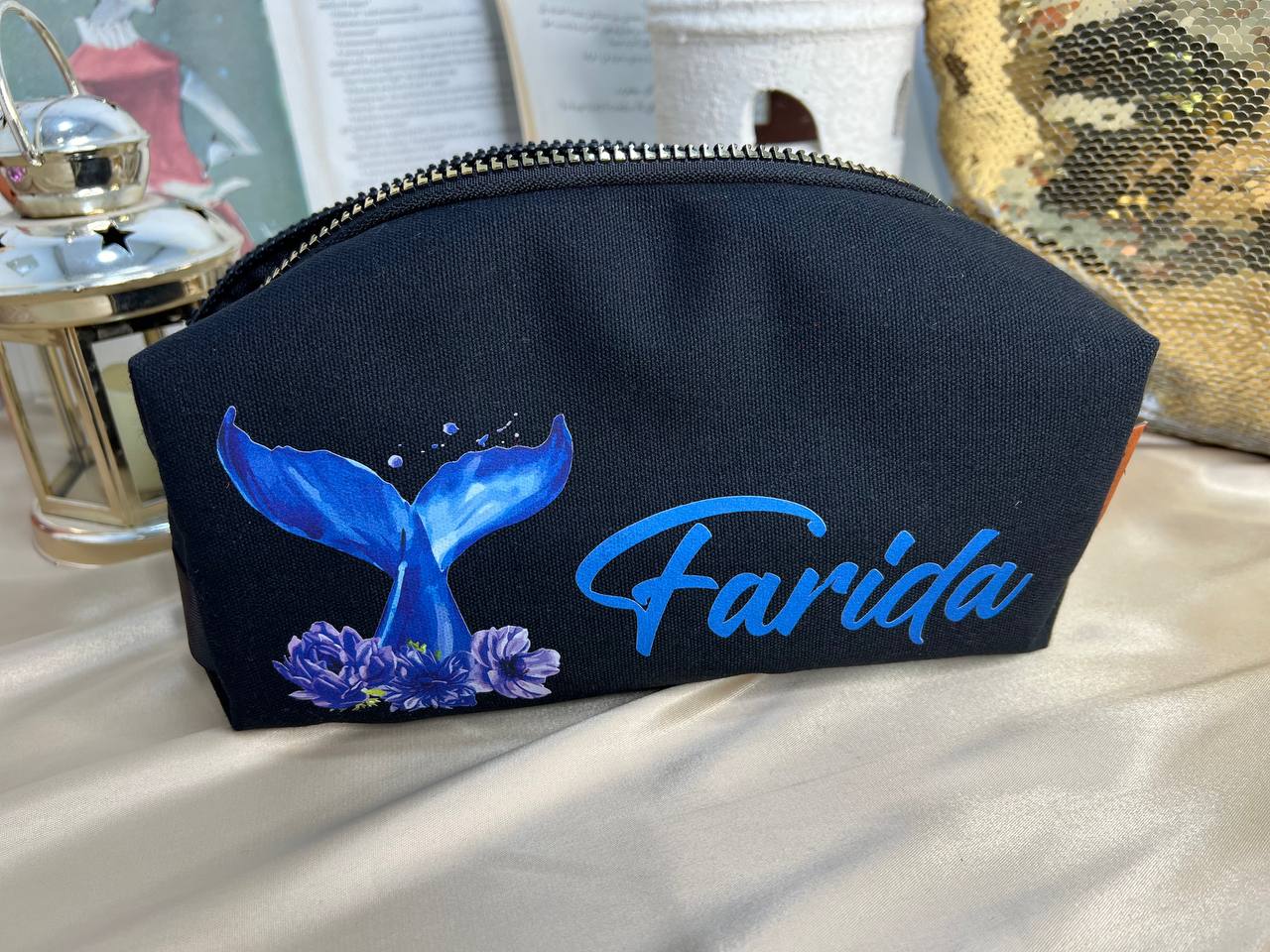 حقيبة مكياج صندوقية - بدون بطانة داخلية - اشترِ 2 واحصل على 1 مجانًا