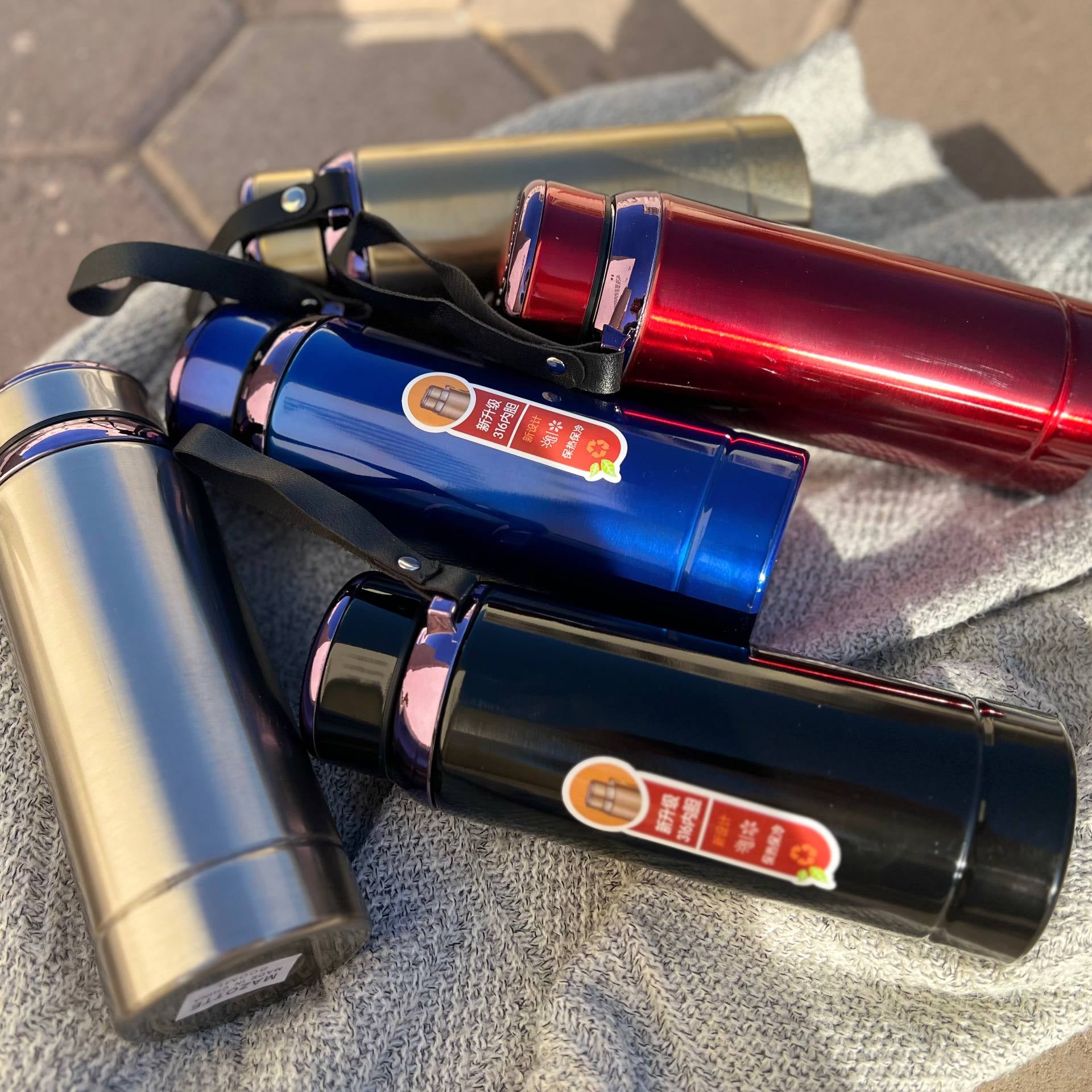 Stainless Steel Thermal Bottle with Strainer – 800 ml - Customization Options
