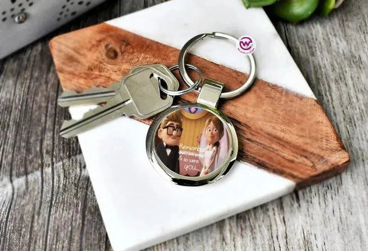 Round Metal Keychain - Lovers - WE PRINT