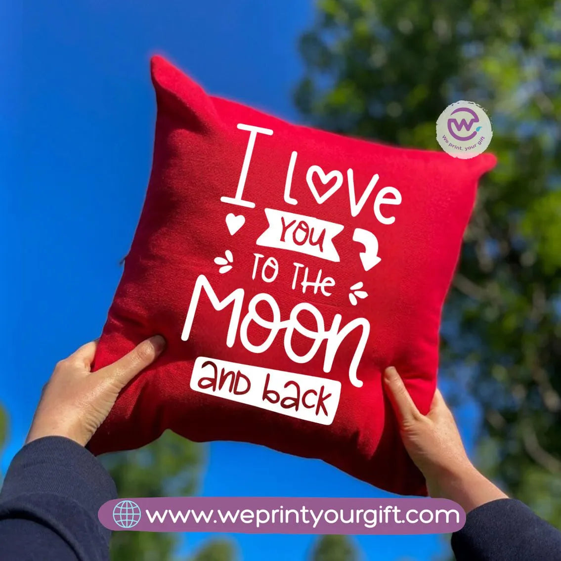 Square Pillow- Love - WE PRINT